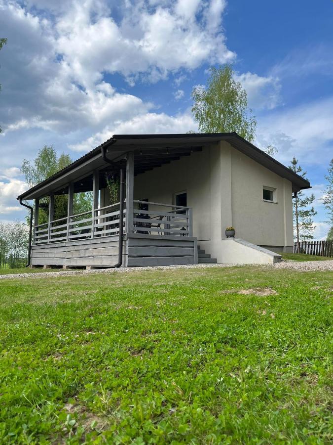 Villa Atputas Namins Jaunlaicene Exterior foto